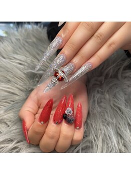 アミュレット(AMULET)/アシンメトリーネイル