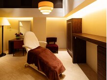 アナスタシア ミアレ 表参道店/表参道店の施術ブース｜眉毛