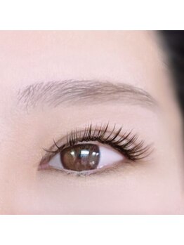 パーフェクトアイ(Perfect EYE)の写真/すぐ取れるまつ毛にサヨナラ！LED×Wフラットでモチが悪い原因を解決し理想の美まつ毛へ導きます◎