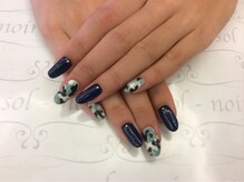 ソルノワ(sol-noir)/