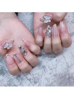 バタフライネイル