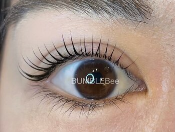 バンブルビー(BUMBLEBee)/似合うまつ毛にしたい*