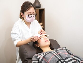 アイリスアイラッシュ(ailis eyelash)/施術風景