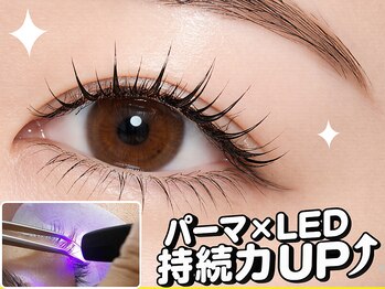 クララメイエキミュークス(CLALA Meieki μX)の写真/パーマ×LEDで持続力UP!理想の美まつげへ