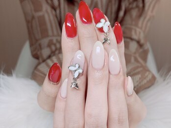 ベアトリーチェ 新宿西口(Beatrice)/紅白ネイル