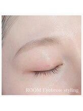 ルーム(ROOM)/ナチュラル眉