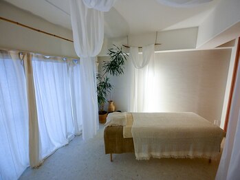 ライトヘナ(light HeNa)の写真/肩こり慢性疲労の方へ。完全個室でアーユルヴェーダリラックスを体験し至福のひとときを!