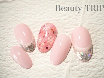 ビューティトリップ(Beauty TRIP)/上品ウィンターネイル/雪の結晶