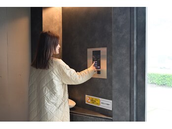 ラティーク 諫早西口店/2 エントランス