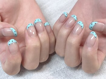 ローランリム(LORAN Lim)/フレンチ×ドットネイル♪