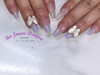アン ジョーヌドラゴ/【ロングネイル】蝶々ネイル