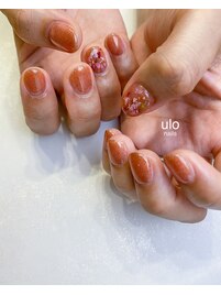 砂ジェルと押し花ネイル