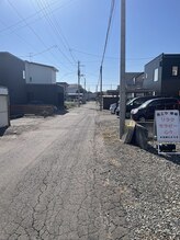 心々/店舗前の道路