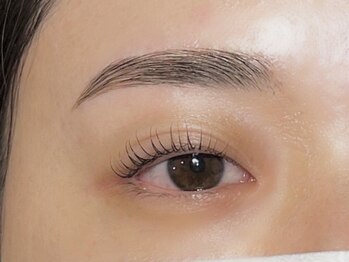 ミント アイラッシュ(mint)の写真/【ナチュラルなのにちゃんと盛れる】丁寧なカウンセリングであなただけの理想のまつげデザインに。