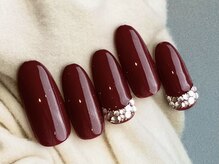 ネイルサロンフォーユー(for u)/ボルドー×ビジュー￥５９８０