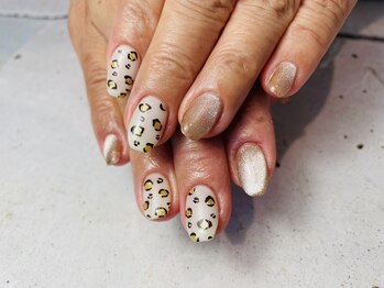 ヘアーアンドネイル ルシア(Hair&Nail Lucia)/秋オススメ!ヒョウ柄ネイル!
