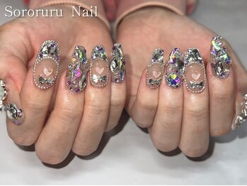 ソロルル ネイル(Sororuru Nail)/埋め尽くし×きらきらビジュー