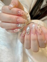 イリス(iris)/ドットビジューネイル