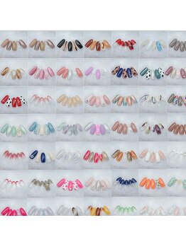 はあとねいるガーラタウン青森店の写真/300種以上の最旬デザインで指先を彩る！理想が形になる豊富サンプルをご用意♪
