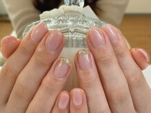 アトリエルリアン(Atelier Le Lien)/一本だけフレンチ/上品ネイル