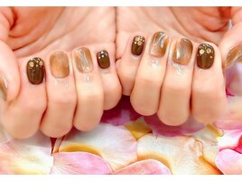chocolate nails