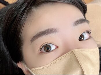 アール(R)/ラッシュリフト&眉カット