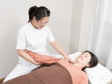 さがみ野東洋鍼灸整骨院の雰囲気（身体の中心となる骨盤を正しい位置に整え、健康的な毎日を☆）