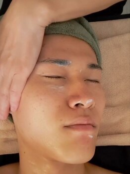 プルマス(plumas)の写真/ご夫婦で通っていただくお客様多数☆プライベート空間で叶う♪肌悩み改善から身体のリラクゼーションまで◎
