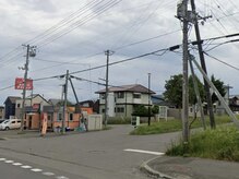 ヨサパーク ニキ 北広島店(YOSA PARK niki)/右手にネパールダイニングがあり