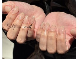 ～さりげなく輝く星ネイル～