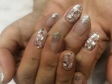 ビューテサロン トレボー 桜ヶ丘店/Silver shell nail