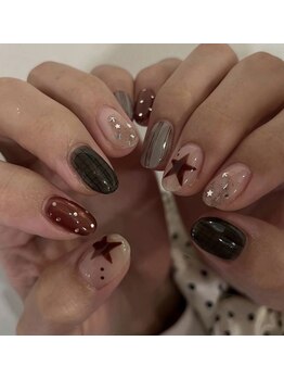 アミネイル(Ami Nail)/ワンホンガーリーネイル