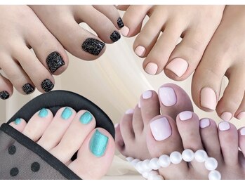 ナナイロプラス(nanairo+)の写真/フットネイル！駐車場無料完★足元まで美しく♪平日クーポン配布中シンプル～華やかまで幅広くご対応！