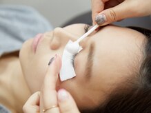 ルーア アイビューティ(Lua eyebeauty)/Lua eyebeauty施術中