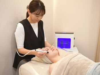 ミラ(Mira)の写真/毛穴の開き/黒ずみ/くすみが気になる方に！美容液で汚れを徹底洗浄&光フェイシャルで毛穴レスな美肌へ♪