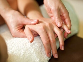 アヤイロ。【ドライヘッドスパ&リラクゼーションサロン】天満橋 《4月17日OPEN》/ハンドリフレ×ドライヘッドスパ