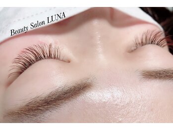 ビューティーサロン ルーナ(LUNA)/ボリュームラッシュ100束