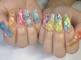 カラフルネイル