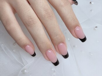 シンプル黒フレンチネイル♪