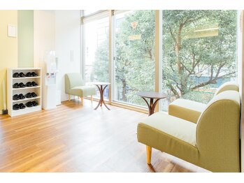 リラク 東急ストア仲町台店(Re.Ra.Ku)/リラク東急ストア仲町台店受付♪