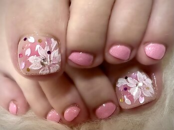 アミュリー ネイル アトリエ(Amury nail atelier)の写真/何度でも利用OK♪オフ・ケア込【フットネイルワンカラ-+2本Art☆¥7000】ア-トなし¥6000あり★カラ-追加OK!