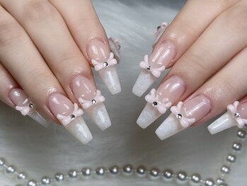 サリーネイルラボ(Sully Nail Lab)/ドットフレンチ