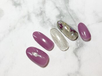 ネイルアンドアイラッシュサロン ミッタ(Mitta)/¥7300-