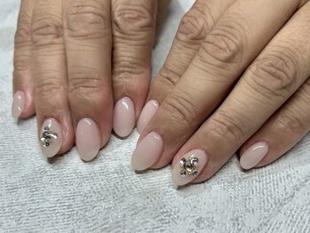 ワンカラーにパーツ追加