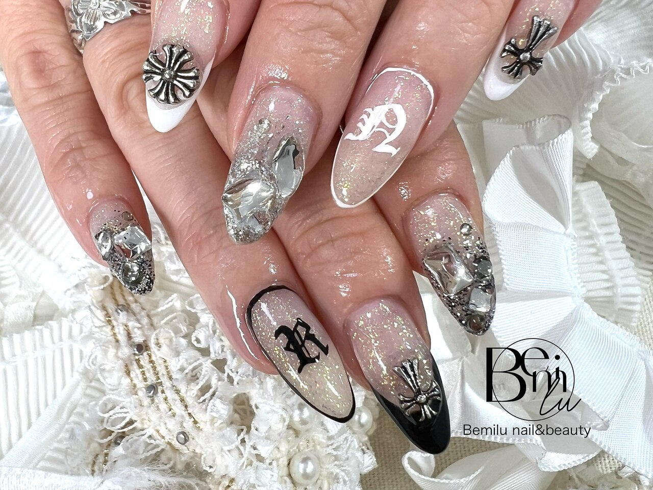 60］マグネットネイル チェックネイル ブラック 大人ネイル ネイルチップ