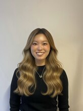 エヌ 大阪梅田店(enu) 優菜