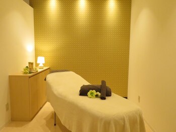 札幌ヤクルト フェイシャルサロン ラ デュウ/エステルーム１