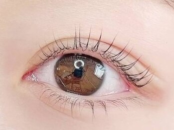 クレアラルーチェ 松山フライブルク通り店(Crea la Luce)の写真/ナチュラルEYE★フラットラッシュ【100本まで￥4900/120本￥6000/付放￥6600】密着度が高いから持続力UP♪