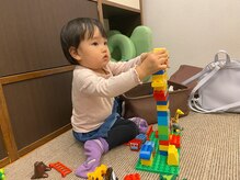 子育てママの整体サロン/施術中のお子様の様子