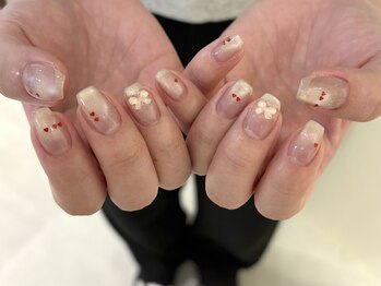 サンジュウヨン(34)/マグネットネイル パラジェル